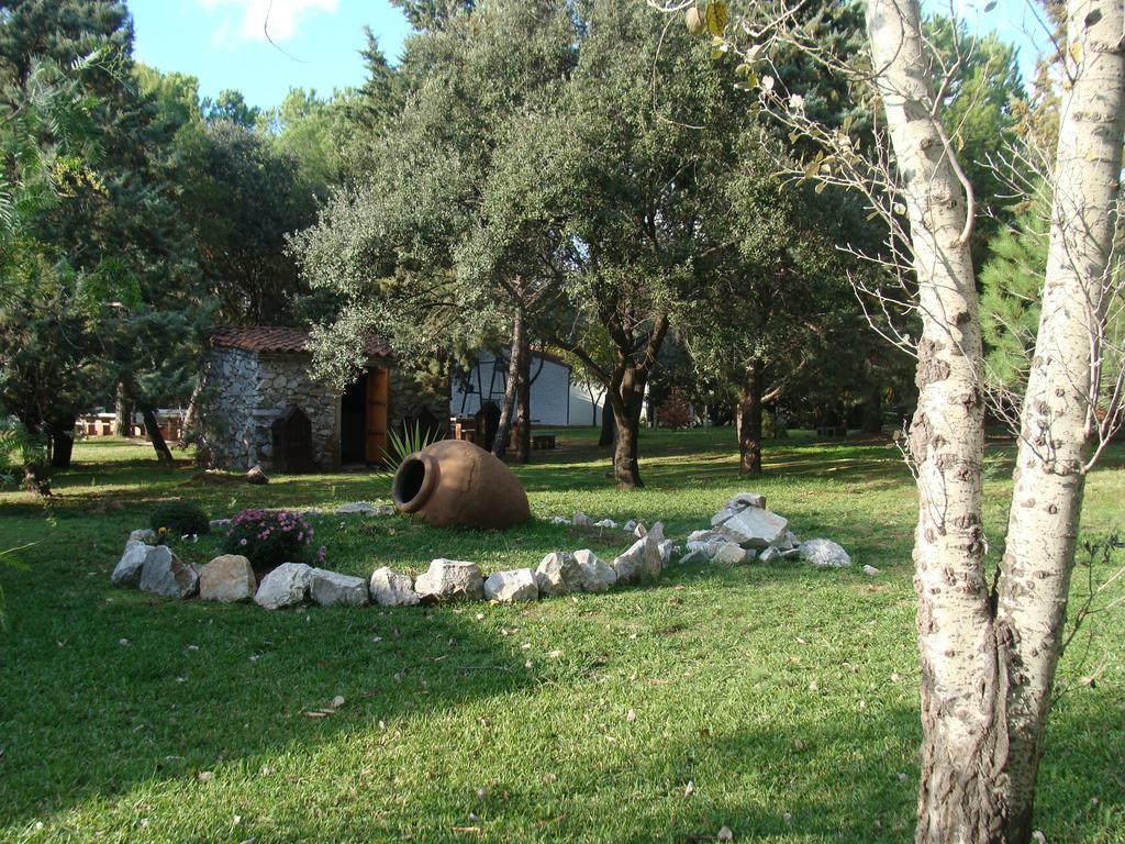 Complejo Rural Puerto Peñas Hotel Aroche Exterior foto